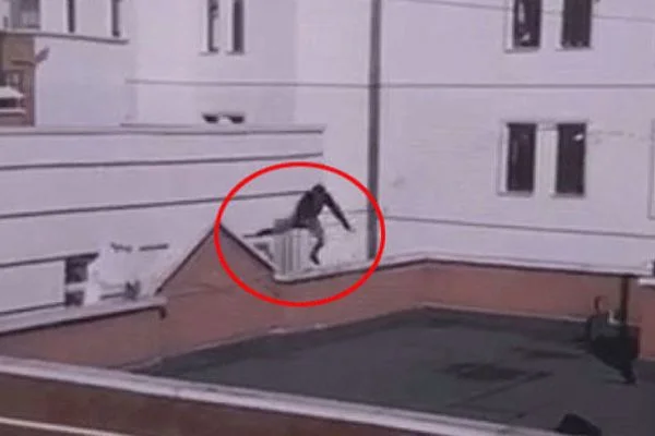 Ankara'da damdan dama atlayan gencin feci sonu...