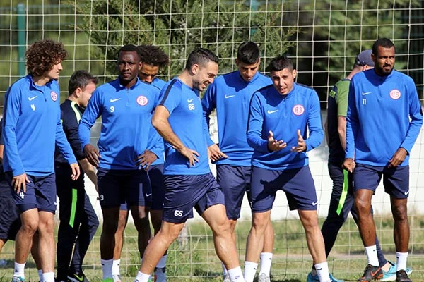 Antalyaspor'da Akhisarspor maçı hazırlıkları