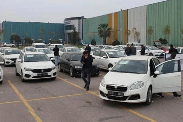 Araç alacaklara önemli uyarı! Düzenbazlar çetesine dikkat