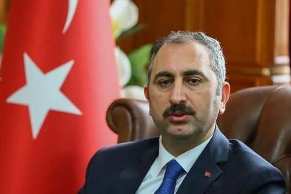 Bakan Gül'den 10 Kasım mesajı