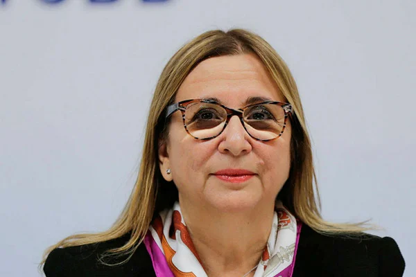 Bakan Pekcan'dan kritik faiz açıklaması