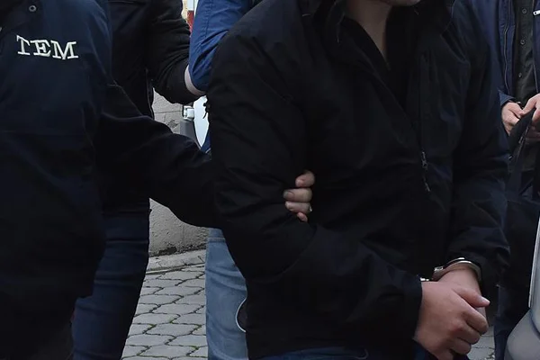 Başkentte öğretmenlere FETÖ operasyonu
