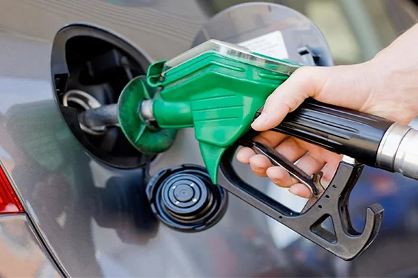 Benzine indirim geliyor