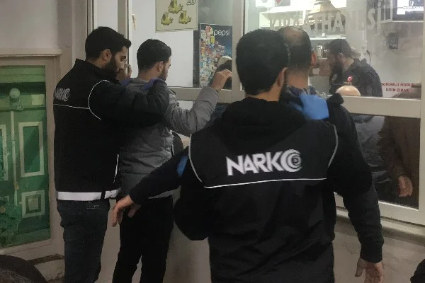 Beyoğlu'nda uyuşturucu operasyonu