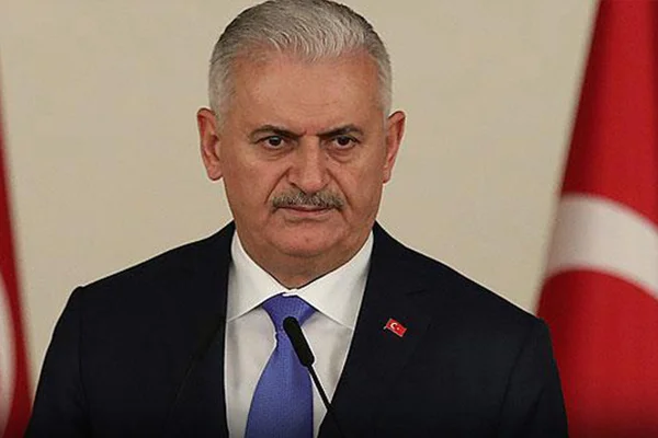 Binali Yıldırım yetkilerini devretti: İstanbul'a aday mı oluyor?