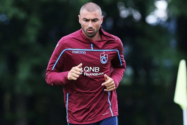 Burak Yılmaz sürprizi! Kadro dışı kaldı ama...