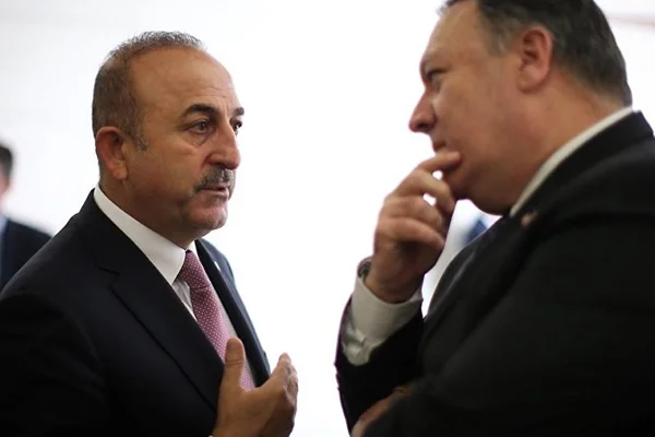 Çavuşoğlu, ABD'li mevkidaşı Pompeo ile görüştü