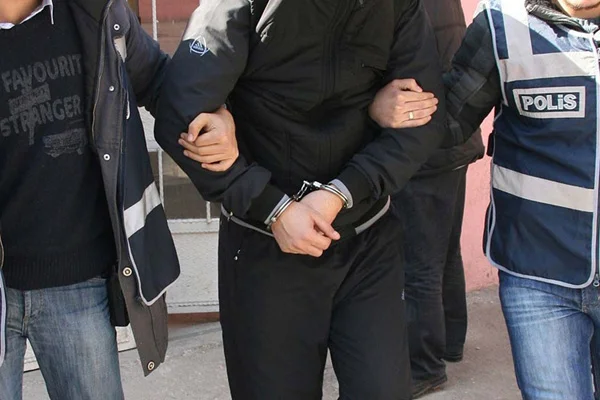 Ceyhan'da terör operasyonu: 5 gözaltı