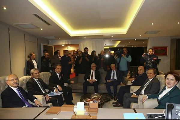 CHP ile İYİ Parti'den yerel seçimler için ilk görüşme: 'Türkiye'nin tamamına yönelik bir arayış yok'