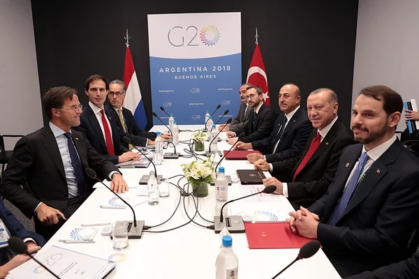 Cumhurbaşkanı Erdoğan, G20'de temaslarda bulundu