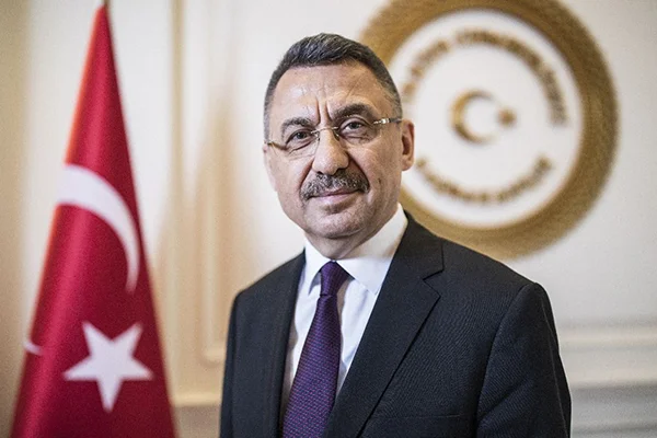 Cumhurbaşkanı Yardımcısı Fuat Oktay odasından kimleri kovdu?