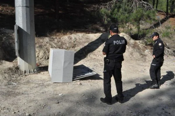 Denizli'de bakır kablo hırsızlığı