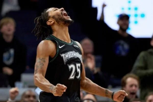 Derrick Rose kariyer rekorunu kırdı