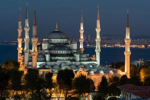 Dikkat! İstanbul'da ezan ve namaz saati değişti