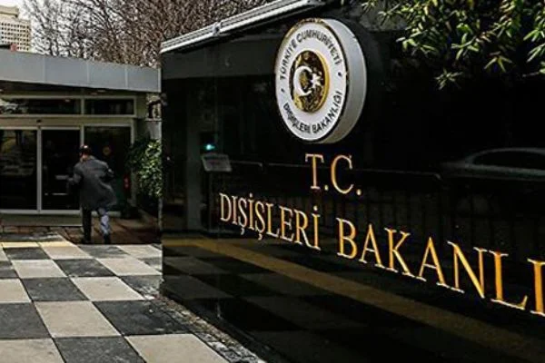 Dışişleri bakanlığından İngiltere'nin FETÖ kararına sert cevap