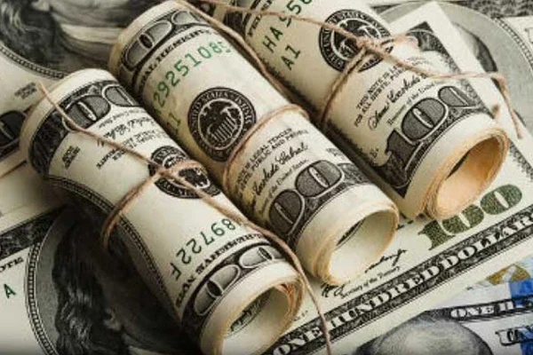 Dolar son 4 ayın en düşük seviyesinde