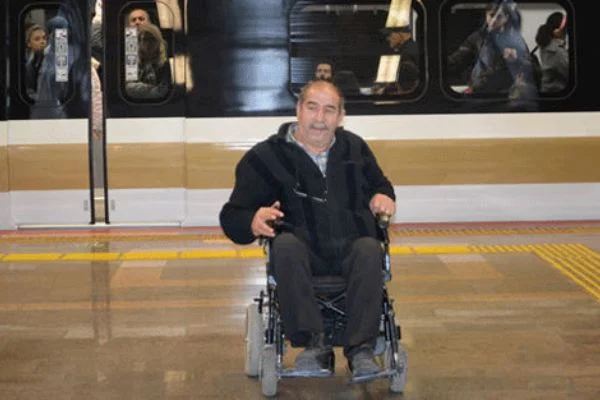 Engelli vatandaşlara müjde! Akülü sandalye şarj istasyonlarının sayısı artıyor