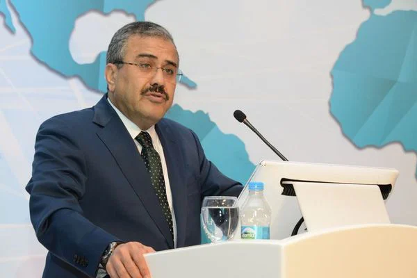EPDK Başkanı: Kredi kartından ilave bedel alamazlar