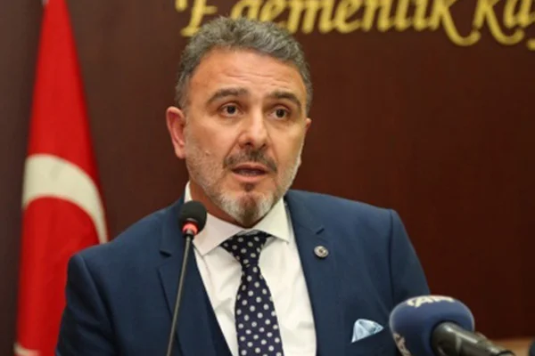 Esenyurt Belediye Başkanı'na saldırı