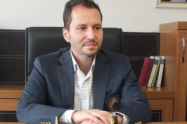 Fatih Erbakan'ın yeni partisinin ismi belli oldu