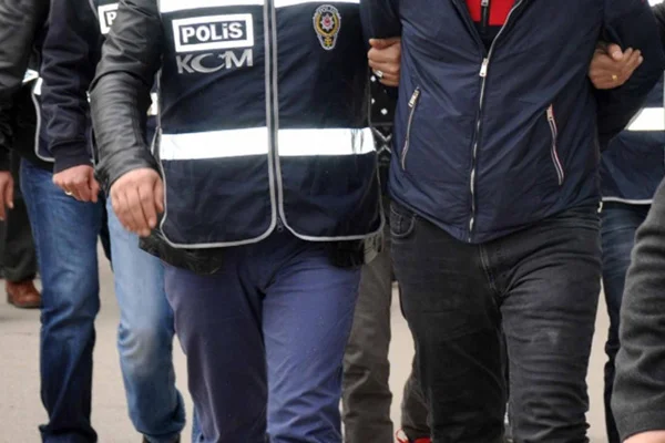 FETÖ'den gözaltına alınan vali yardımcısı tutuklandı