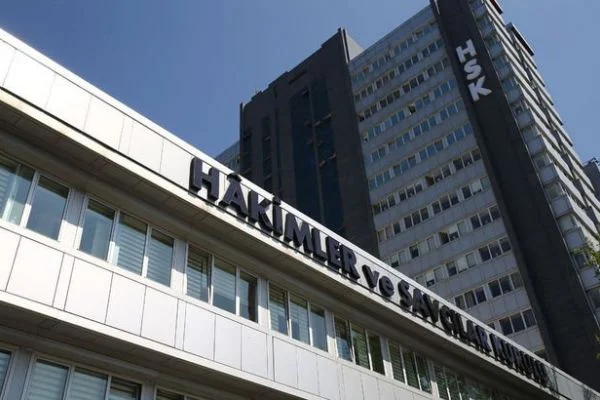 HSK'dan 143 kişilik yeni kararname