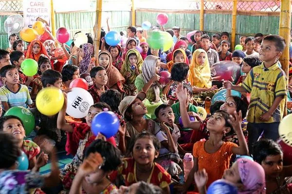 İHH 1,3 milyon Arakanlı'ya insani yardım ulaştırdı