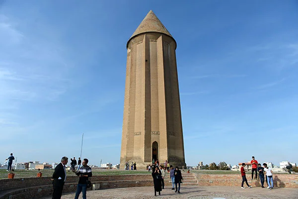 İran'da İslam medeniyetinin altın devrine ait 'Kabus Kümbeti'