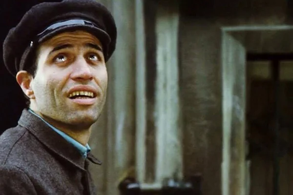 Kemal Sunal kimdir ?