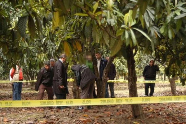 Kızını 8 yıl önce öldürdü, trafik kazası yapınca yakalandı