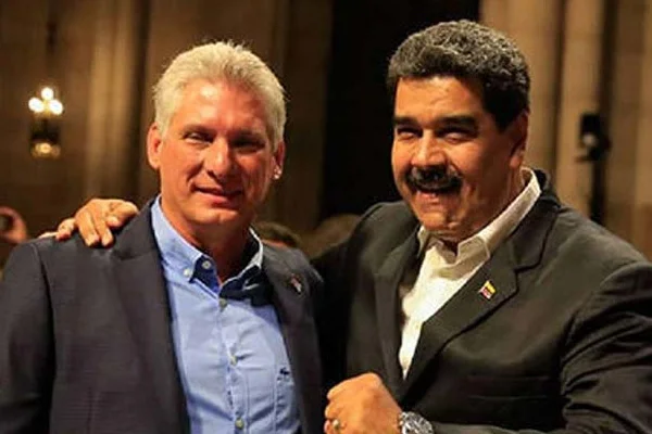 Küba'dan Venezuela'ya doğum günü tebriği