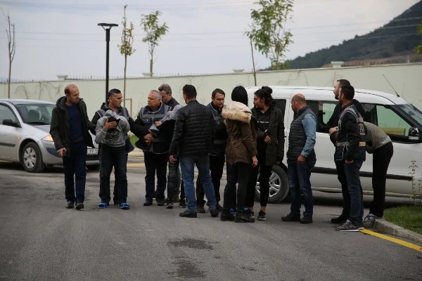 Manisa'da hırsızlık şebekesine operasyon