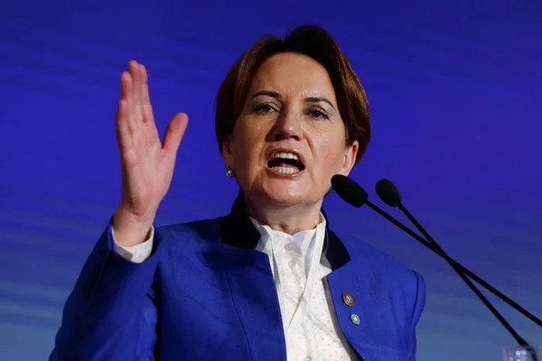 Meral Akşener'den Ak Parti ve CHP'ye tepki