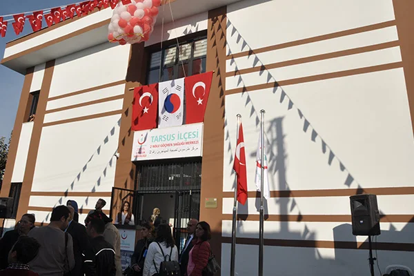 Mersin'de göçmenlere yönelik 'Sağlıklı Yaşam Merkezi' açıldı