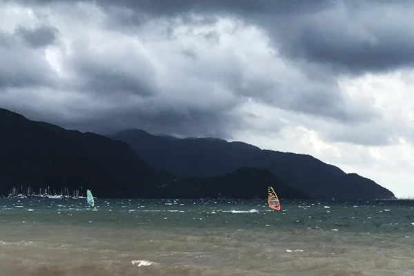 Muğla'da sörf keyfi