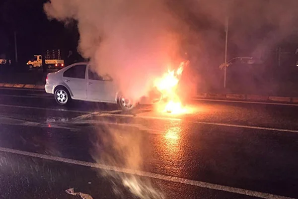 Ordu'da seyir halindeki otomobil alev alev yandı!