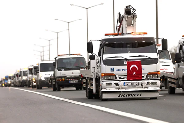 Oto çekicileri eylem yaptı