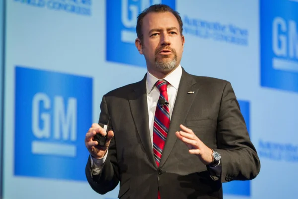 Otomotiv devlerinin CEO'larının maaşları dudak uçuklattı