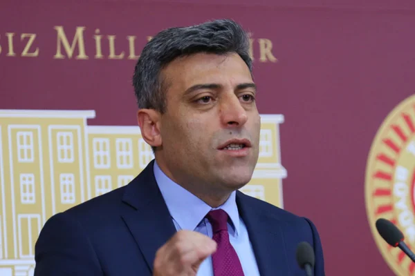 Öztürk Yılmaz CHP'den ihraç edildi