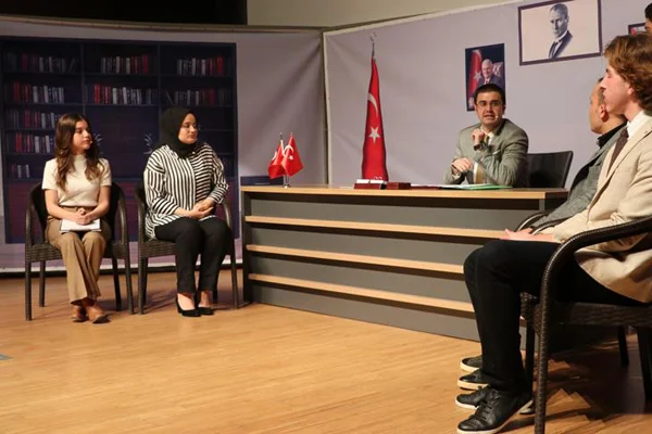 Şehit Kaymakam Safitürk'ün hayatını tiyatroyla anlattılar