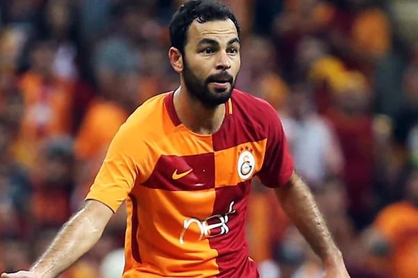 Selçuk İnan futbolu bırakıyor mu?