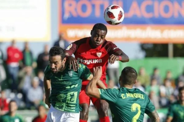 Sevilla, üçüncü lig ekibi Villanovense'yi geçemedi