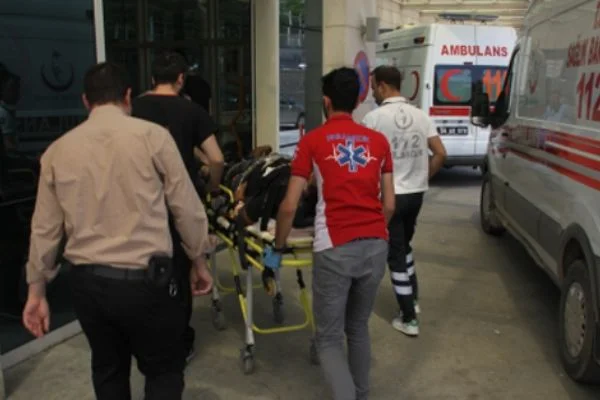 Siirt'te trafik kazası: 2 yaralı