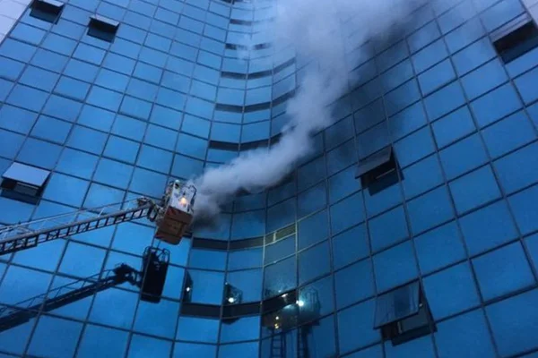 Şişli'de iş merkezinde yangın