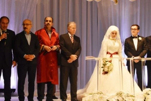 Spor camiası düğünde buluştu