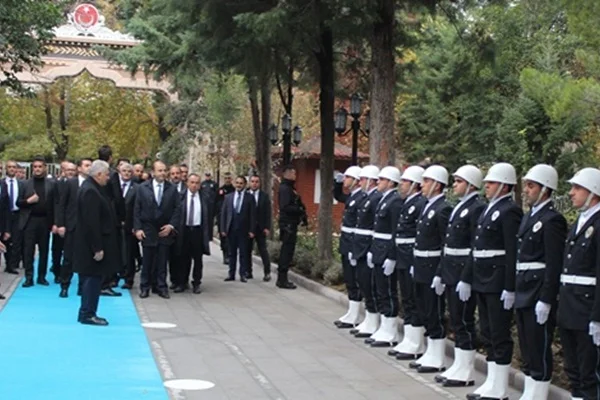 TBMM Başkanı Yıldırım'dan Burdur Valiliğine ziyaret