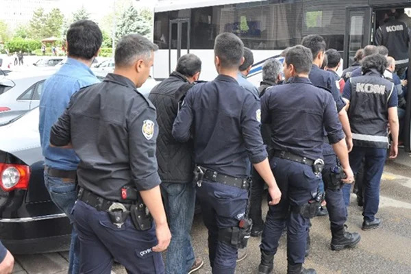 Terör örgütü PKK/KCK üyeleri toplantı yaparken yakalandılar
