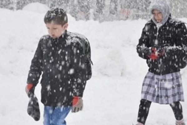 Tunceli'de 2 gün kar tatili