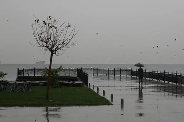 Türkiye'nin batısı için kuvvetli yağış ikazı