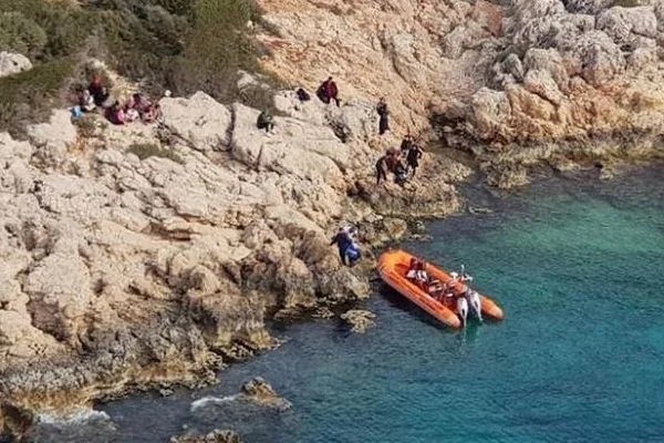 Yardımlarına Sahil Güvenlik yetişti